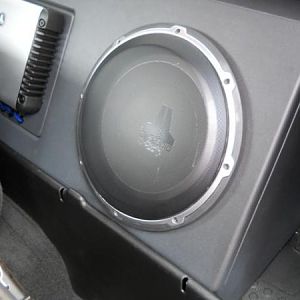 Custom vinyl covered box with JL 12 in subs and JLHD9005 amp