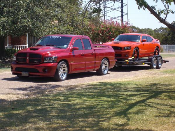 Dodge SRT-10 Q/C - Geting ready for the 2011 Texas Motor Speedway Car Show - hauling my 09 SRT8 Superbee