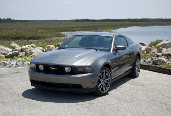 2011-ford-mustang-gt.jpg