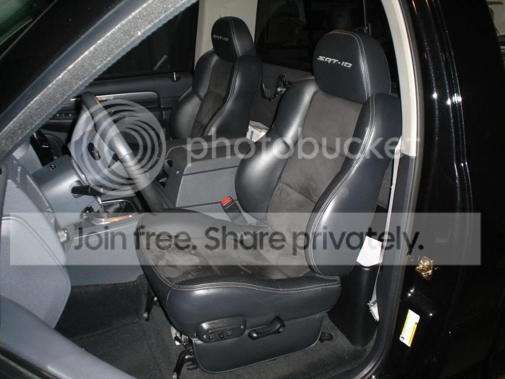 TRUCKINTERIOR007.jpg