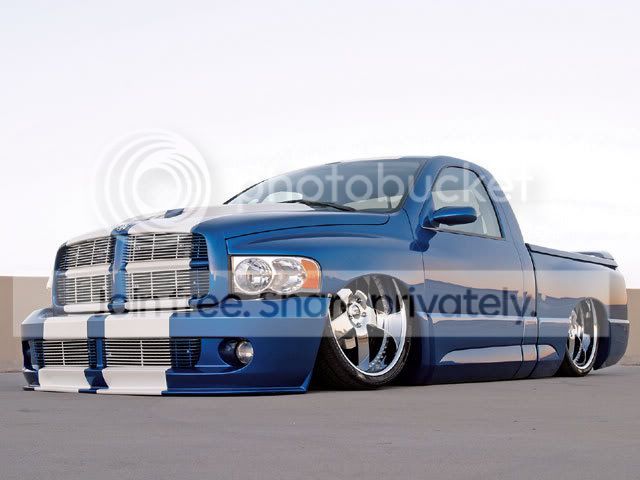 0704tr_01_z2002_dodge_ramfront_view.jpg