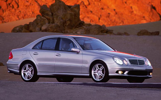 Mercedes-BenzE55_AMG-115.jpg