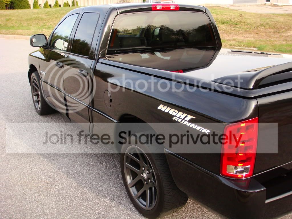 TRUCK004.jpg