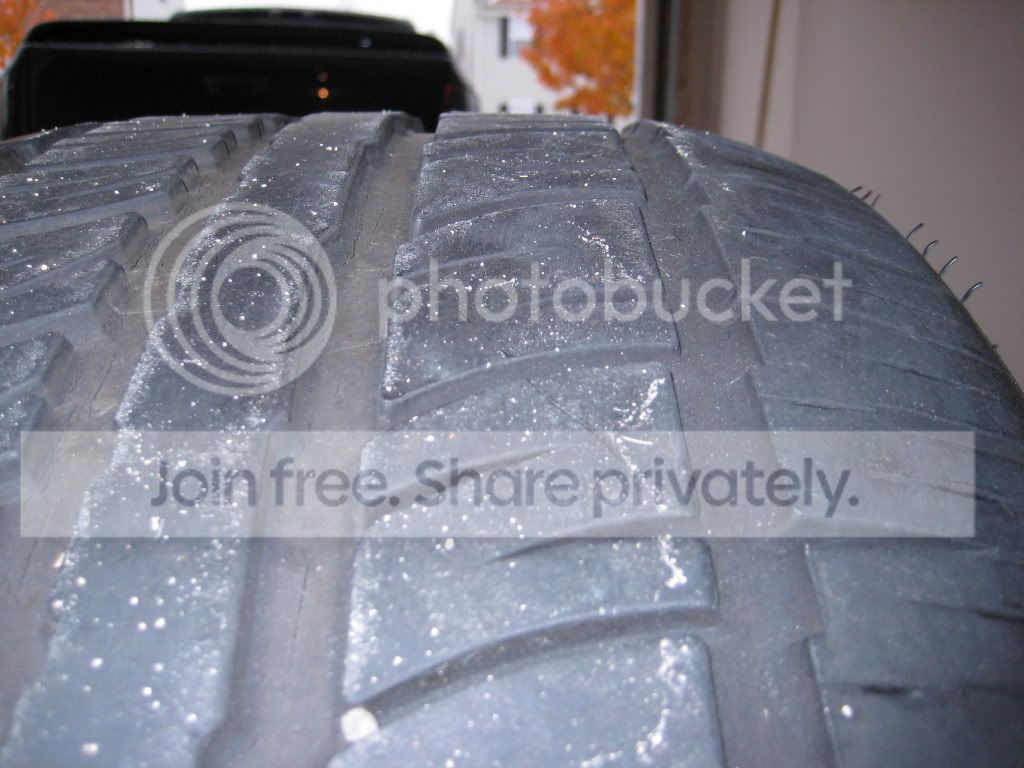 Tires007.jpg