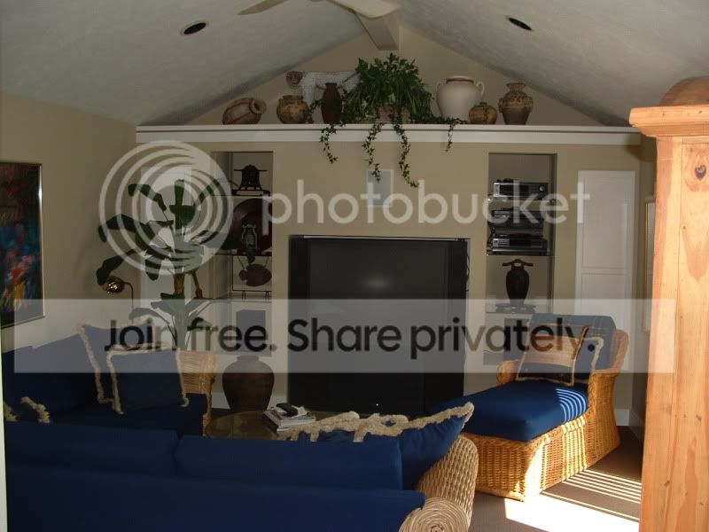 FamilyRoom2.jpg