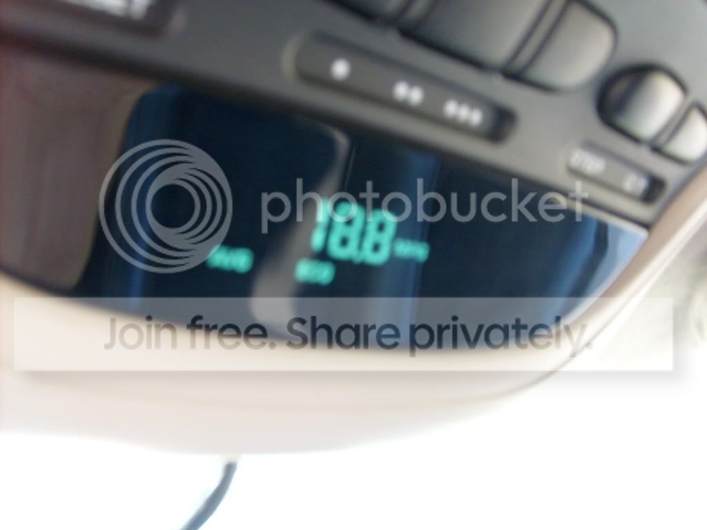 S6300813.jpg