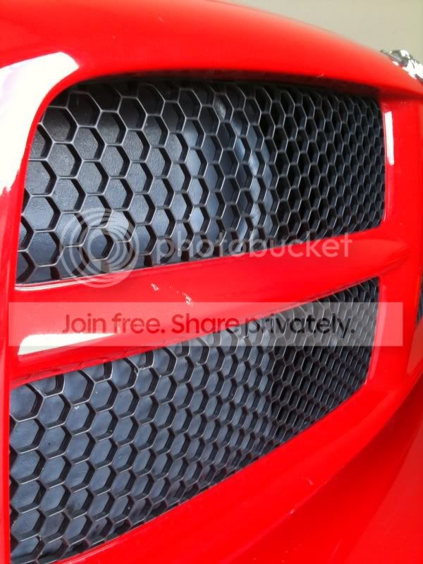 Honeycombgrillcloseup.jpg