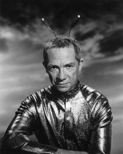 ray-walston-as-my-favorite-martian.jpg