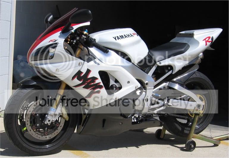 NewR1pics006.jpg