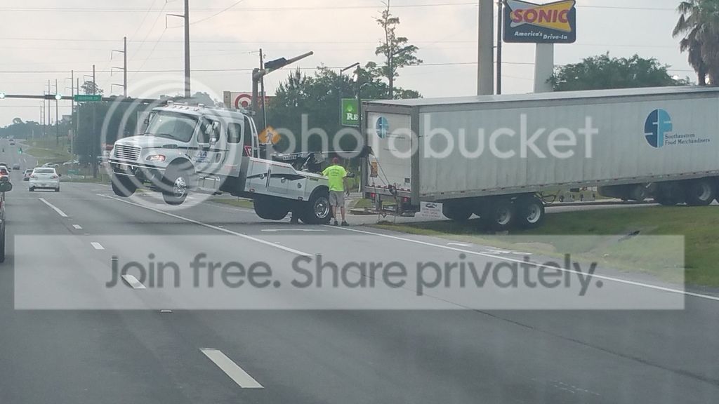 towtruck.jpg