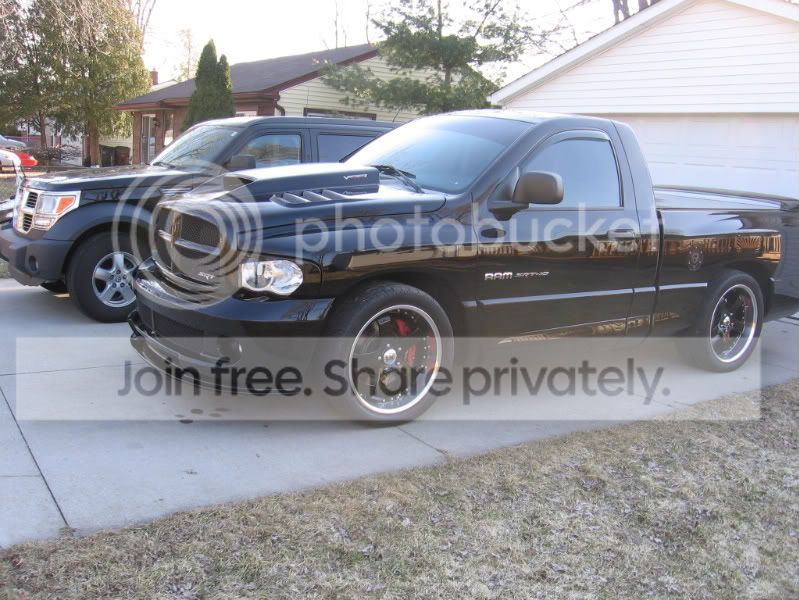 Srt10hood002.jpg