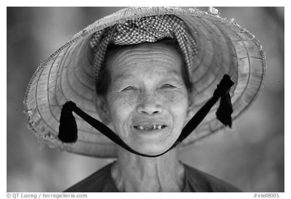 viet8001-bw.jpeg