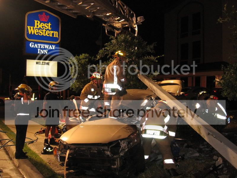 E7Extrication4SN0032.jpg