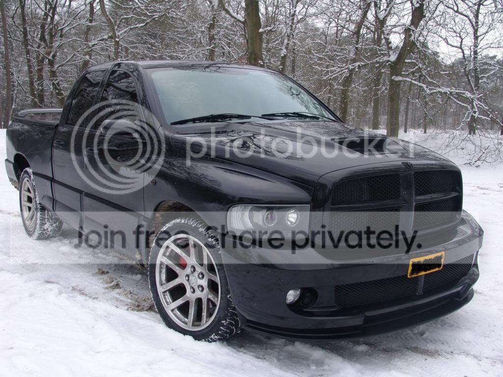 DodgeSRT10RamViper_zpse4d2c3e1.jpg