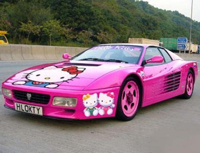 hello_kitty_ferrari.jpg