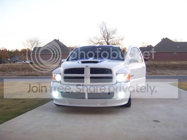 Whitetruck014.jpg