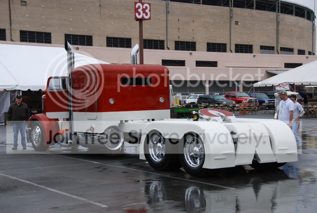 truckshow012.jpg