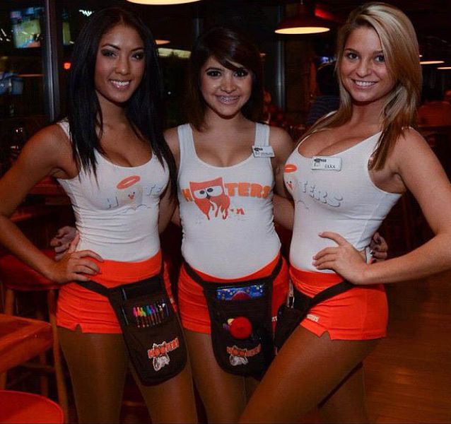 instagram_pictures_of_hooters_chicks_640_68.jpg